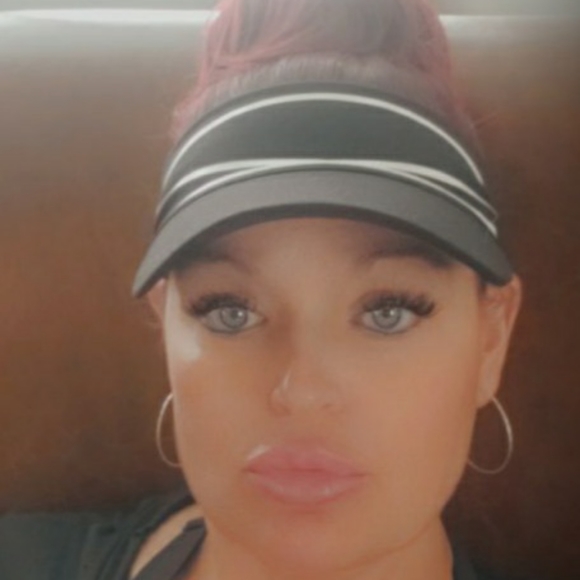 Meet your Posher, Kaydee - Picture 8 of 10